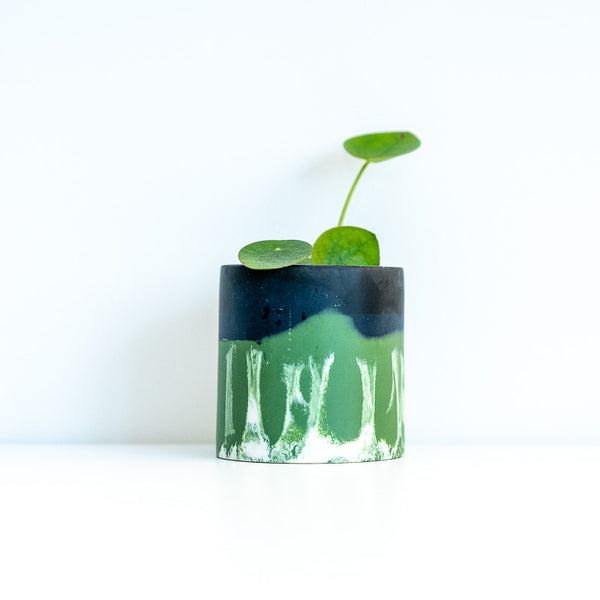 Samphire Medium Resin Pot
